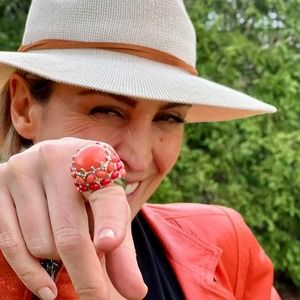 Meet your Posher, Michaela